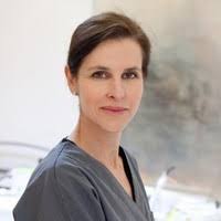 Dr Valérie Travers